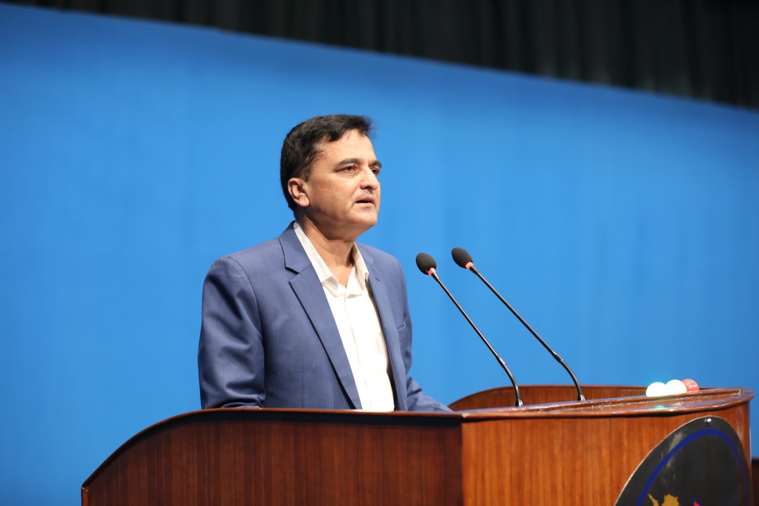 प्रचण्डलाई योगेश भट्टराईको प्रश्न